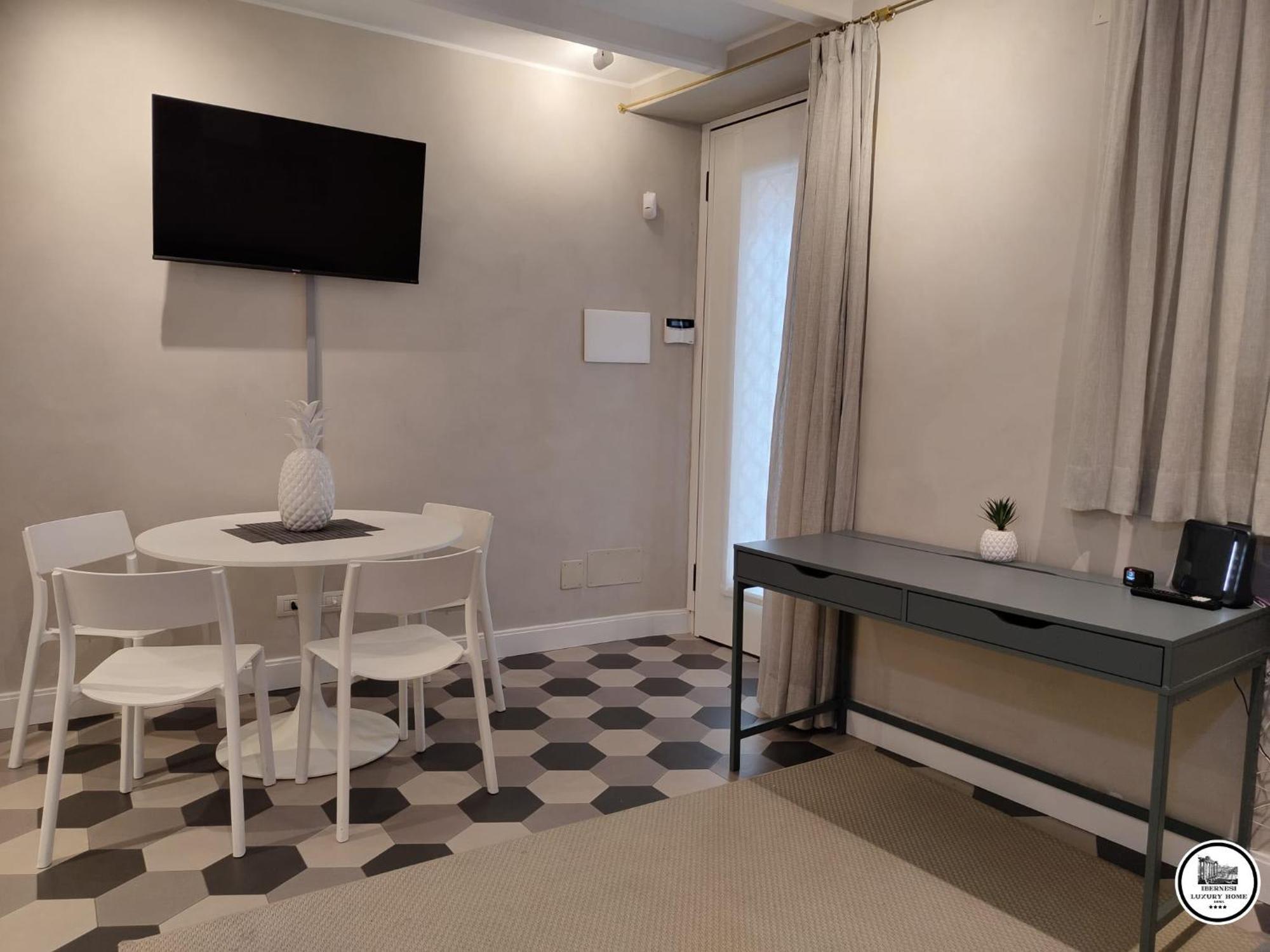 Ibernesi Luxury Feriehus Rom